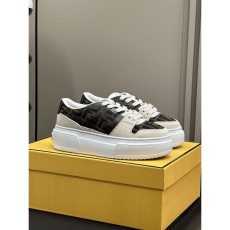 Fendi Low Shoes